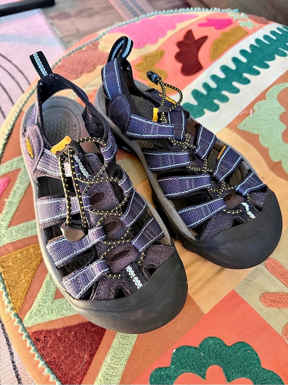 KEEN Newport H2 Women’s Size 6 Navy Water Hiking Sandals Outdoor Adventure Shoes